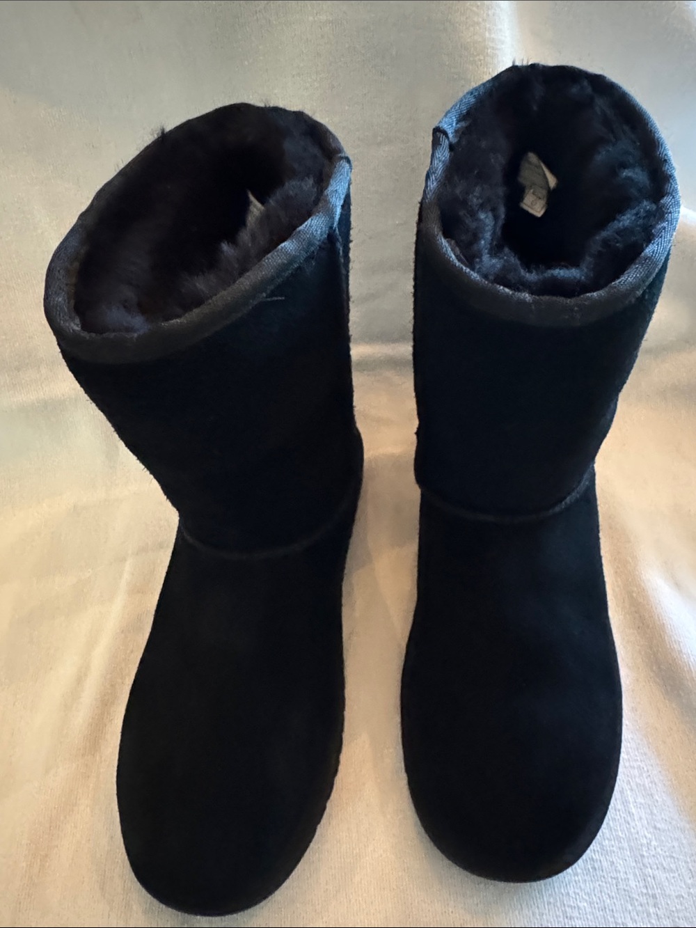 Koolaburra by Ugg Black Suede Shearling-Lined Mid-Calf Boots - Like New - Size 8
